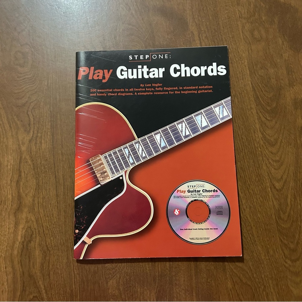 Play Guitar Chords book with CD